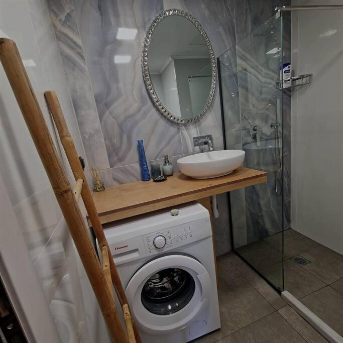 Farisma - Bright And Central Apt In Kalamata Zewnętrze zdjęcie