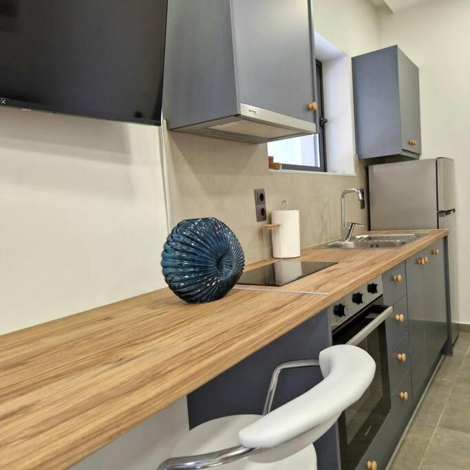 Farisma - Bright And Central Apt In Kalamata Zewnętrze zdjęcie